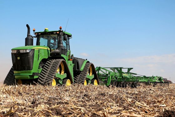 John Deere: ‘Future tractor drivelines are hybrid’ - FutureFarming