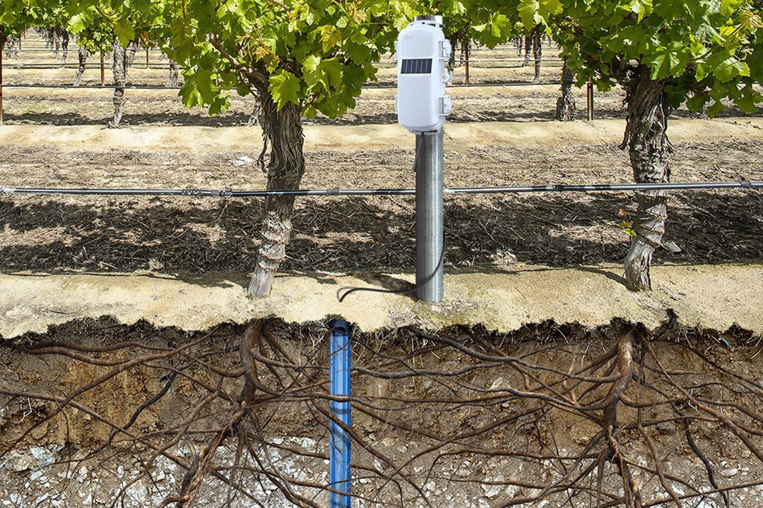 https://www.futurefarming.com/app/uploads/2021/02/001_440_IMG_Onset_New_HOBOnet_Multi_Depth_Soil_Moisture_Sensor-cropped.jpg