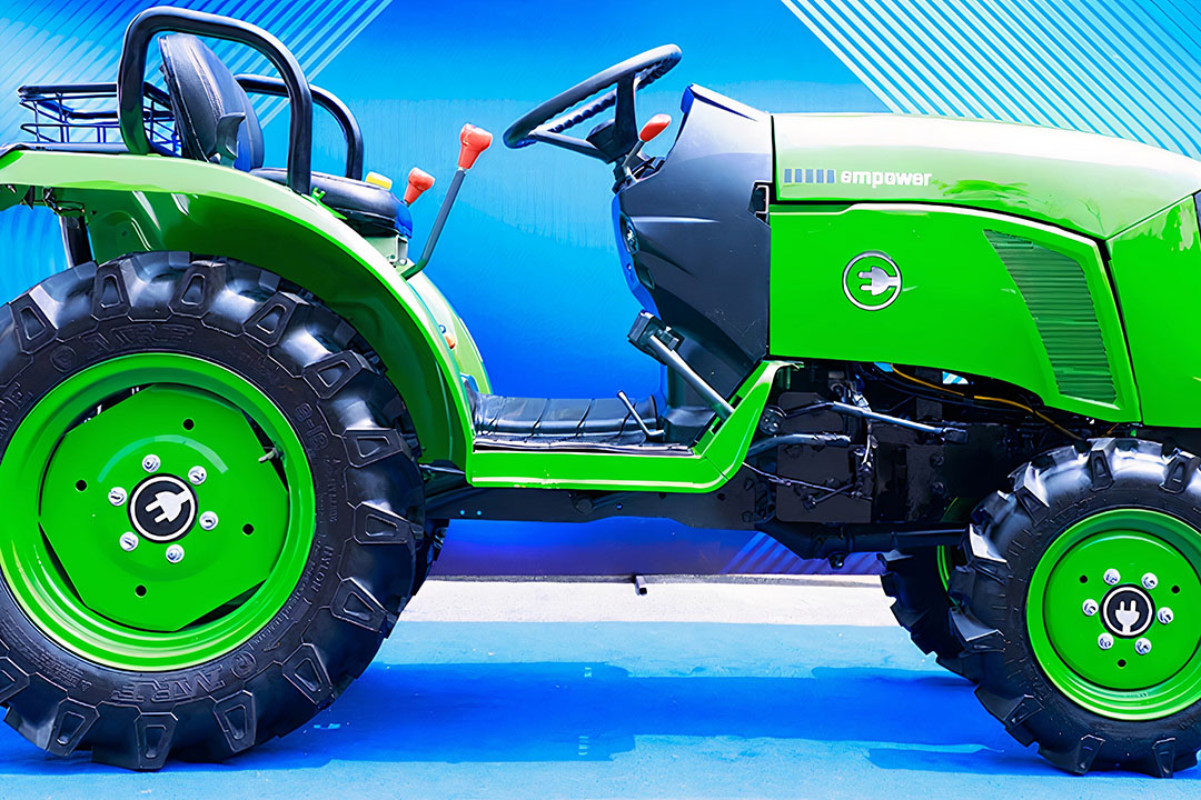 Cellestial E Mobility Presents Indias First Electric Tractors Future Farming 4016