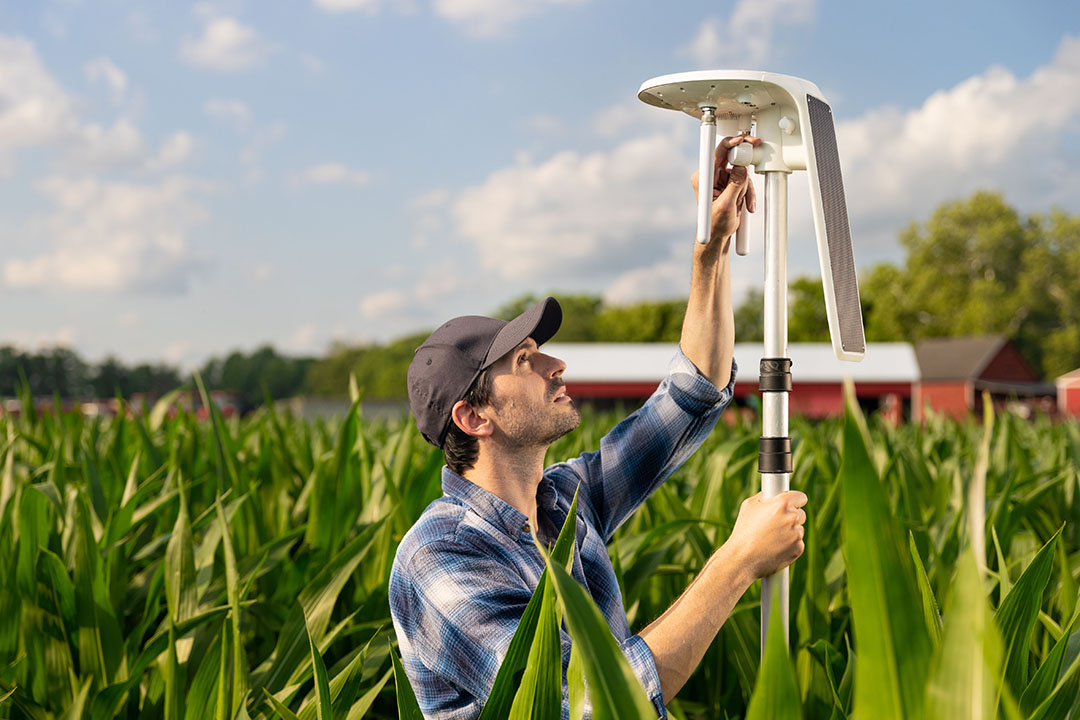 arable-mark-3-features-a-field-sensor-and-arable-vision-afpkudos