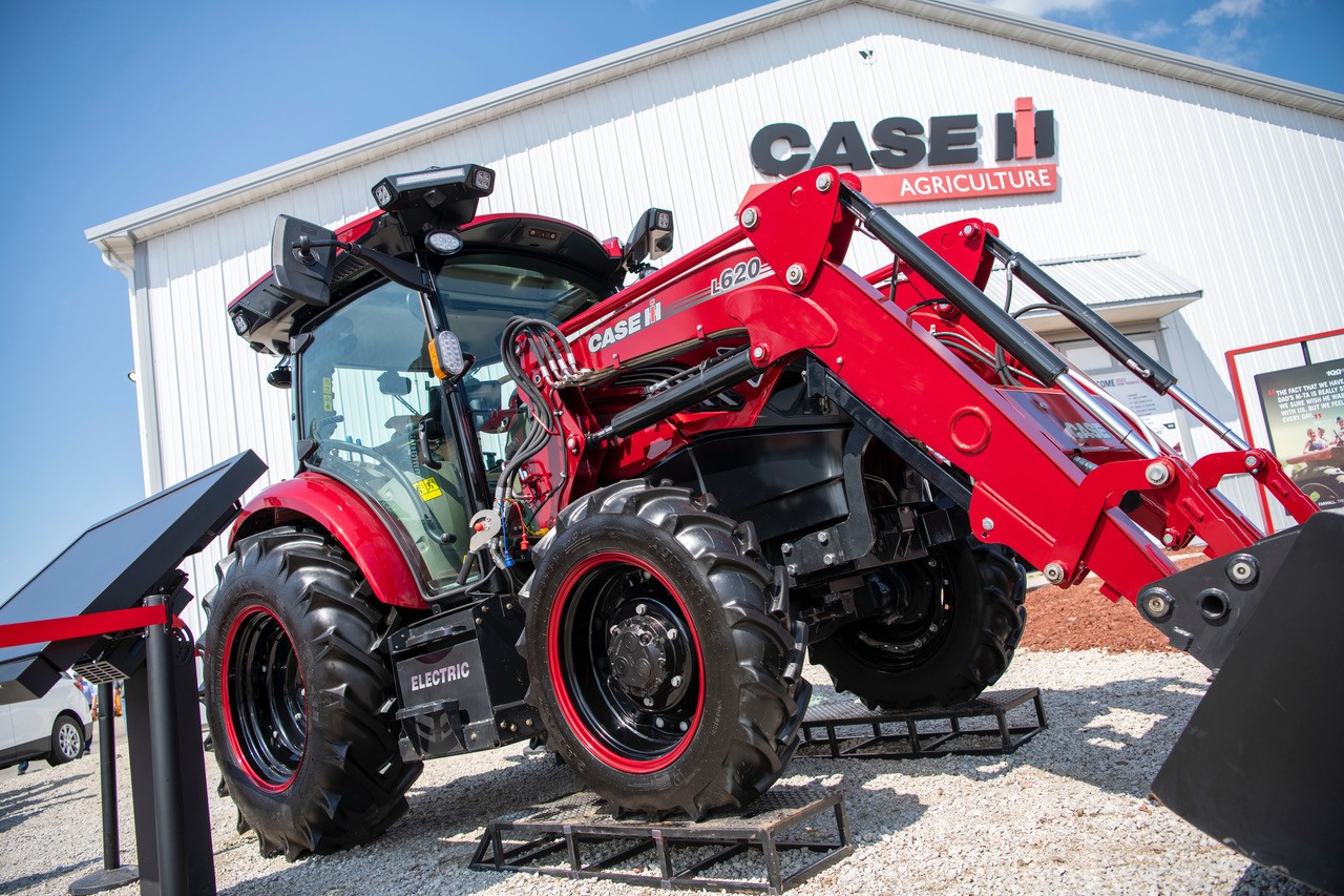 New fully electric tractor from Case IH Farmall 75C Electric Future